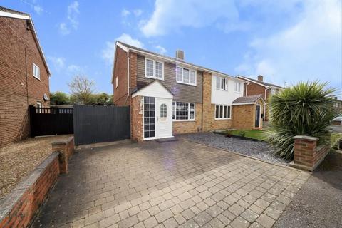 3 bedroom semi-detached house to rent, Bosmore Road, Luton, Bedfordshire, LU3