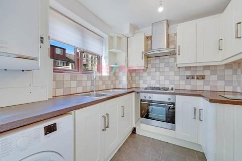 2 bedroom terraced house for sale, Newhaven Lane, London