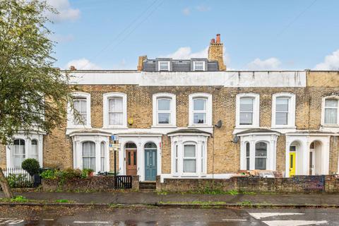 4 bedroom terraced house to rent, .Mordaunt Street, Clapham, London, SW9