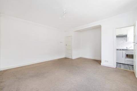 Studio to rent, Upper Woburn Place Clerkenwell WC1H