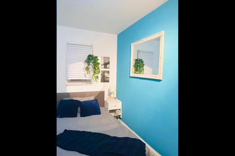 undefined, Warren Farm Road, Birmingham B44