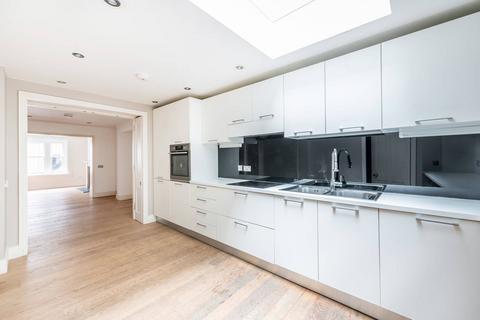 3 bedroom house to rent, Lincoln Street, Chelsea, London, SW3