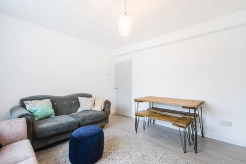 3 bedroom flat to rent, Heaton Road, Peckham, London, SE15