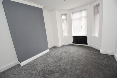 4 bedroom terraced house for sale, Stretford Road, Urmston, M41