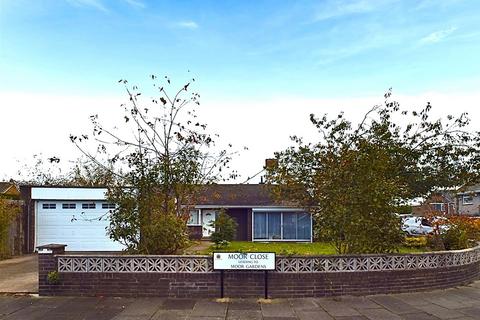 2 bedroom detached bungalow for sale, Moor Close, North Shields