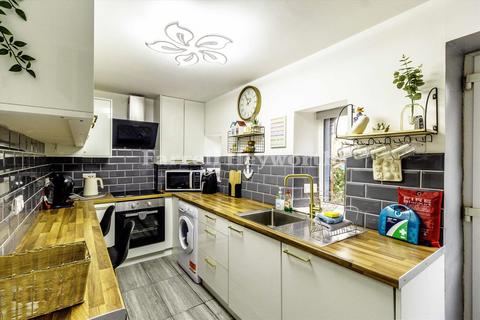 2 bedroom house for sale, Oldham Street, Morecambe LA4