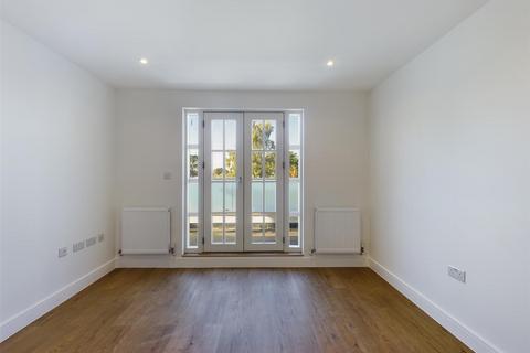 1 bedroom flat for sale, Addington Road, South Croydon, Surrey