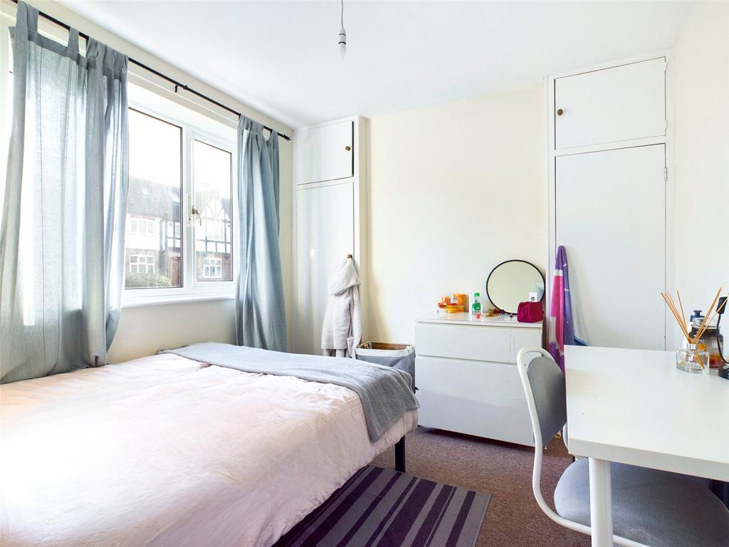 Bedroom-House-To-Ren