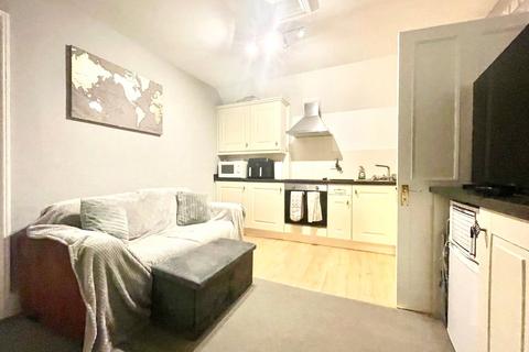 1 bedroom apartment to rent, Kentwood Close, Tilehurst, Berkshire, RG30