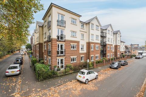 2 bedroom apartment for sale, Grove Road, Woking, Surrey, GU21