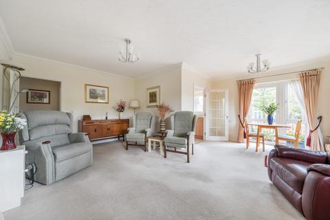 2 bedroom apartment for sale, Grove Road, Woking, Surrey, GU21