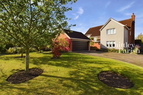 4 bedroom detached house for sale, Vicarage Road, Wingfield IP21