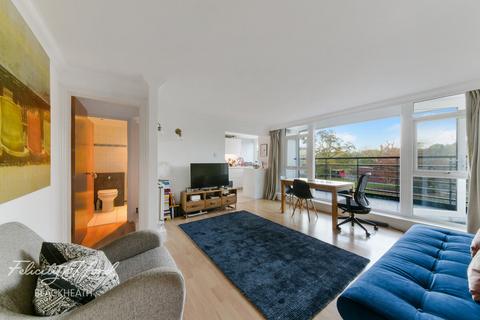 Flat 12, Greenwich Heights Master Gunner Place, London, SE18 4NW