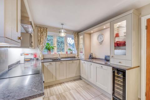 4 bedroom detached house for sale, Glebelands, Bobbington, Stourbridge, DY7 5DL