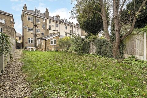 26c Cranfield Road, London, SE4 1UG