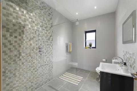 4 bedroom detached house for sale, Hampstead Lane, Yalding, Maidstone