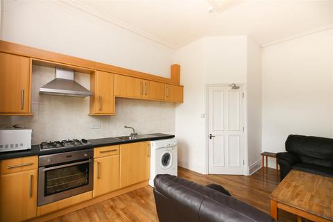 2 bedroom apartment to rent, Grosvenor House, Jesmond NE2