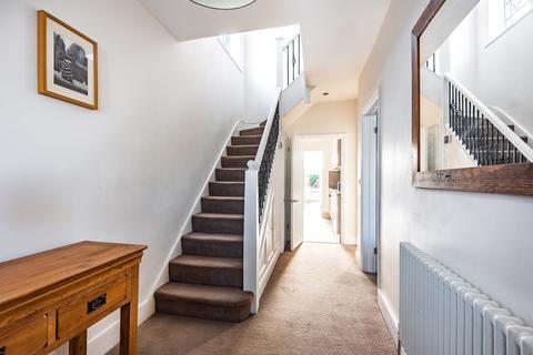 15 Bramley Way, West Wickham, BR4 9NT