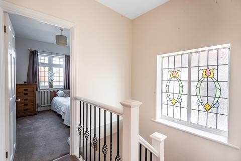 15 Bramley Way, West Wickham, BR4 9NT