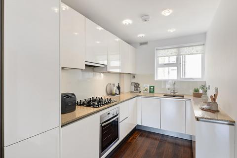 2 bedroom flat to rent, Kensington Church Street, Kensington, London, W8