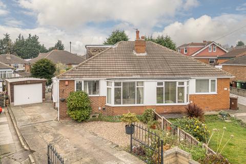 3 bedroom bungalow for sale, Leeds LS15