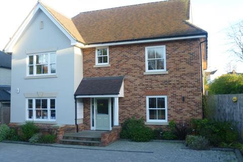 2 bedroom flat to rent, Grasmere, Alexander Lane, Brentwood, Essex, CM13