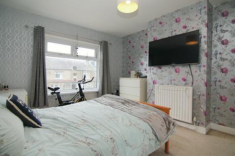 3 bedroom terraced house for sale, Briggs Avenue, Bradford, BD6