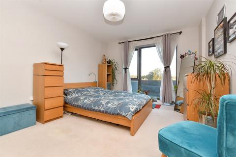 1 bedroom apartment for sale, High Street, Sutton, Surrey