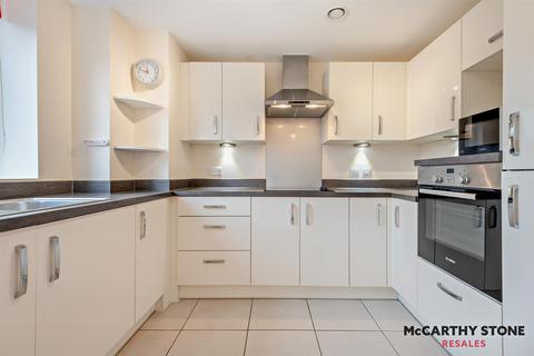 2 bedroom apartment for sale, Macaulay Road, Broadstone, Dorset, BH18 8AR