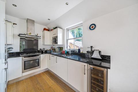 3 bedroom flat for sale, Cheverton Road, Whitehall Park