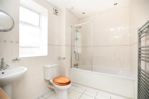 3 bedroom flat to rent, Shortridge Terrace, Newcastle Upon Tyne NE2