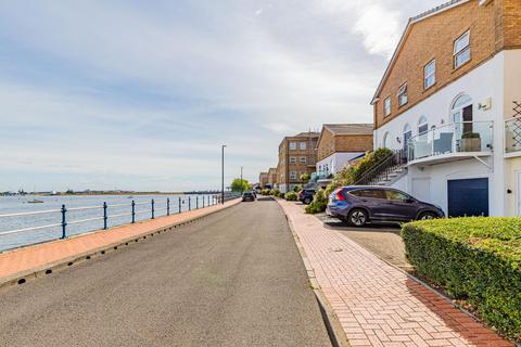 1 bedroom apartment to rent, John Batchelor Way, Penarth