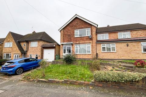 3 bedroom semi-detached house to rent, Brookside Drive, Oadby, Leicester