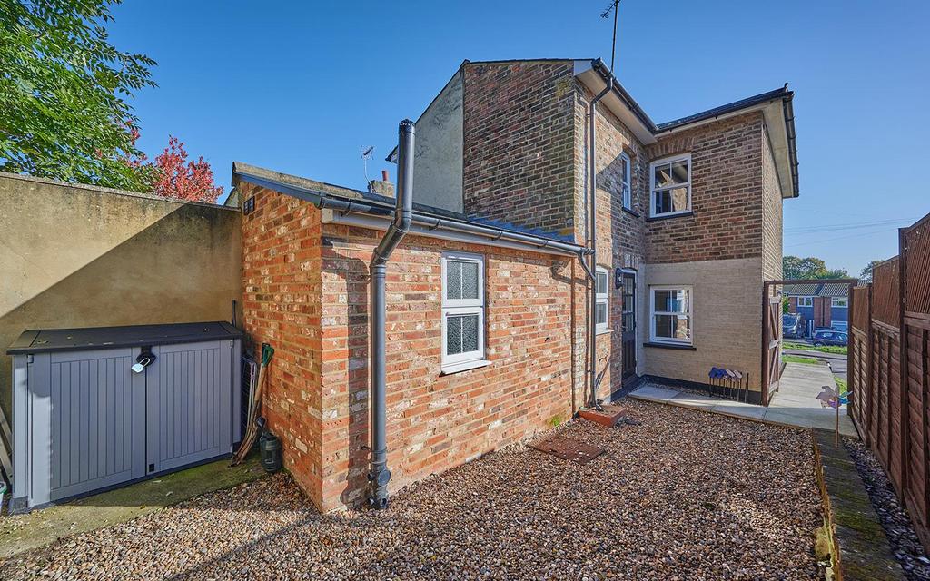 Courtyard Rear Garden