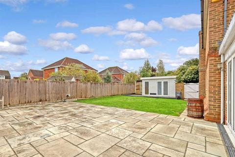 4 bedroom detached house for sale, Drywoods, South Woodham Ferrers, Chelmsford