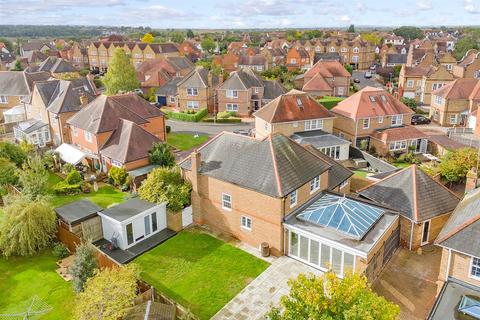 4 bedroom detached house for sale, Drywoods, South Woodham Ferrers, Chelmsford