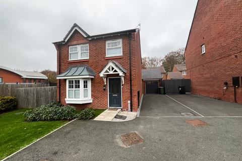 4 bedroom detached house for sale, Clarendon Road, Hyde