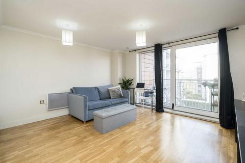 1 bedroom flat to rent, Holland Gardens, Brentford TW8