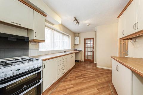 3 bedroom detached house to rent, Canterbury, Kent CT1