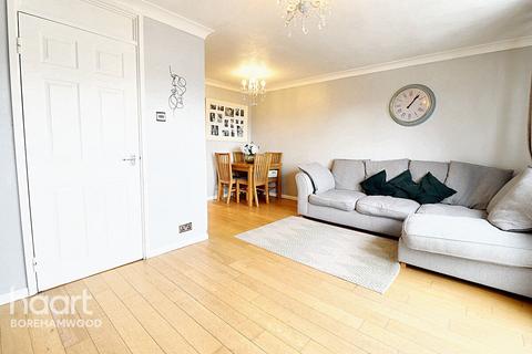 2 bedroom flat for sale, Gloucester House, Stratfield Road, WD6