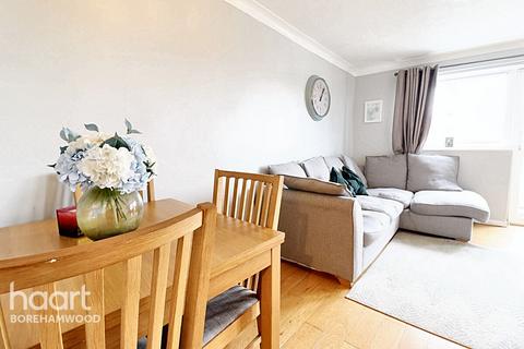 2 bedroom flat for sale, Gloucester House, Stratfield Road, WD6