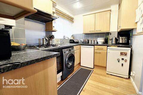 2 bedroom flat for sale, Gloucester House, Stratfield Road, WD6