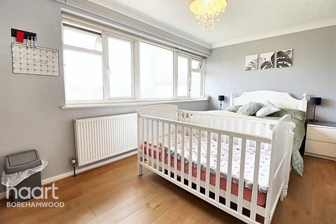 2 bedroom flat for sale, Gloucester House, Stratfield Road, WD6