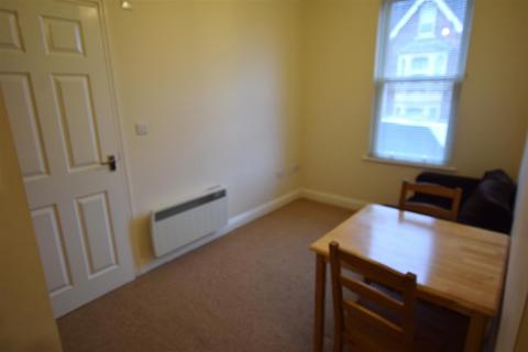 1 bedroom apartment to rent, Town Centre, Swindon