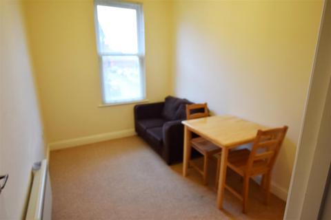 1 bedroom apartment to rent, Town Centre, Swindon