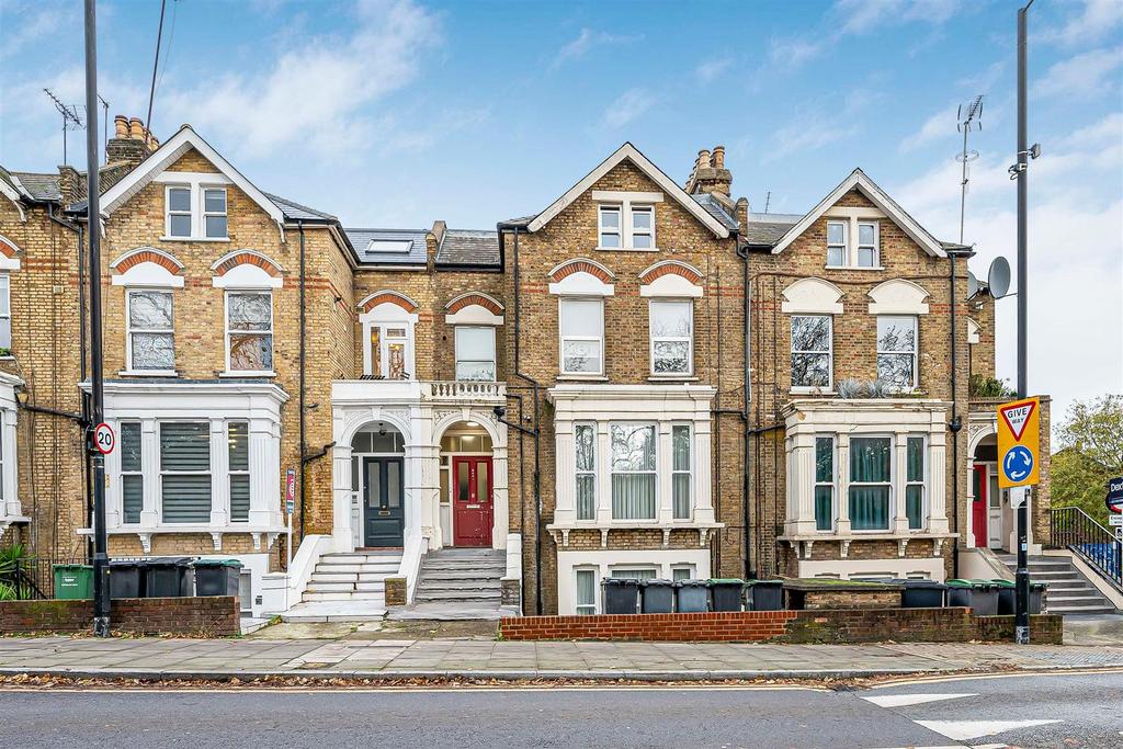 Davies   Davis 5 A Endymion Rd  Finsbury Park  Lond