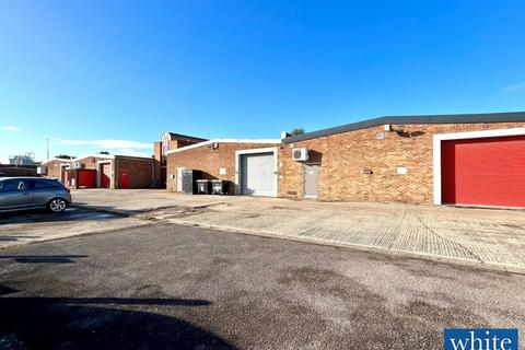 Industrial unit to rent, Unit D2 Telford Road, Bicester, OX26 4LD