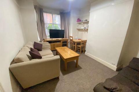 4 bedroom terraced house for sale, Barclay Street, Leicester LE3