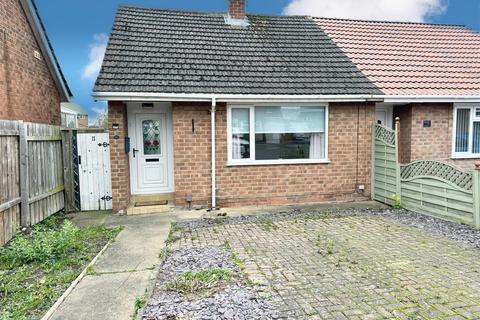 1 bedroom semi-detached bungalow to rent, Fairdene Avenue, Stockton-On-Tees