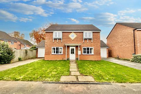 4 bedroom detached house for sale, Hollingworth Close, Yarnfield, ST15